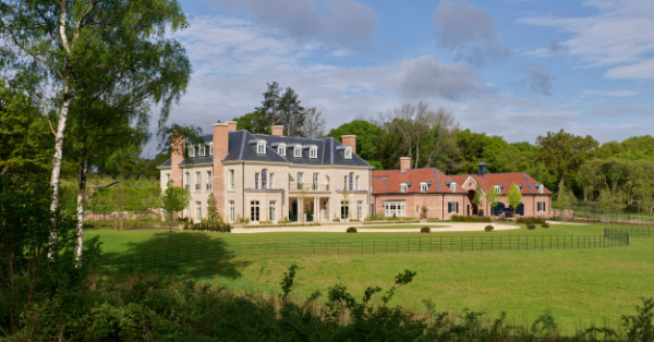 English Manor House